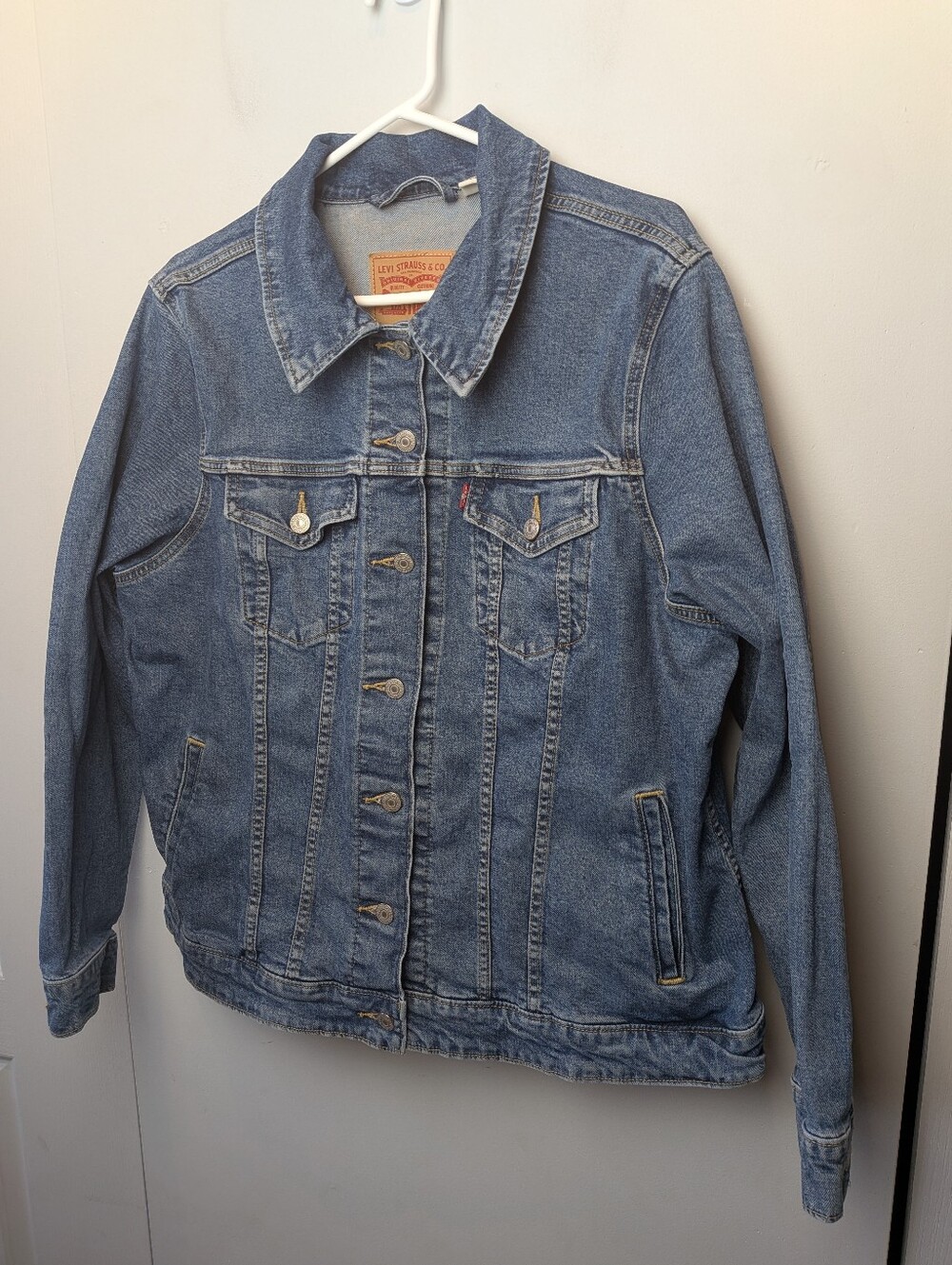 LEVI'S Plus Size Women Jeans Jacket Size 2X Blue Stretch With Pockets 98% Cotton